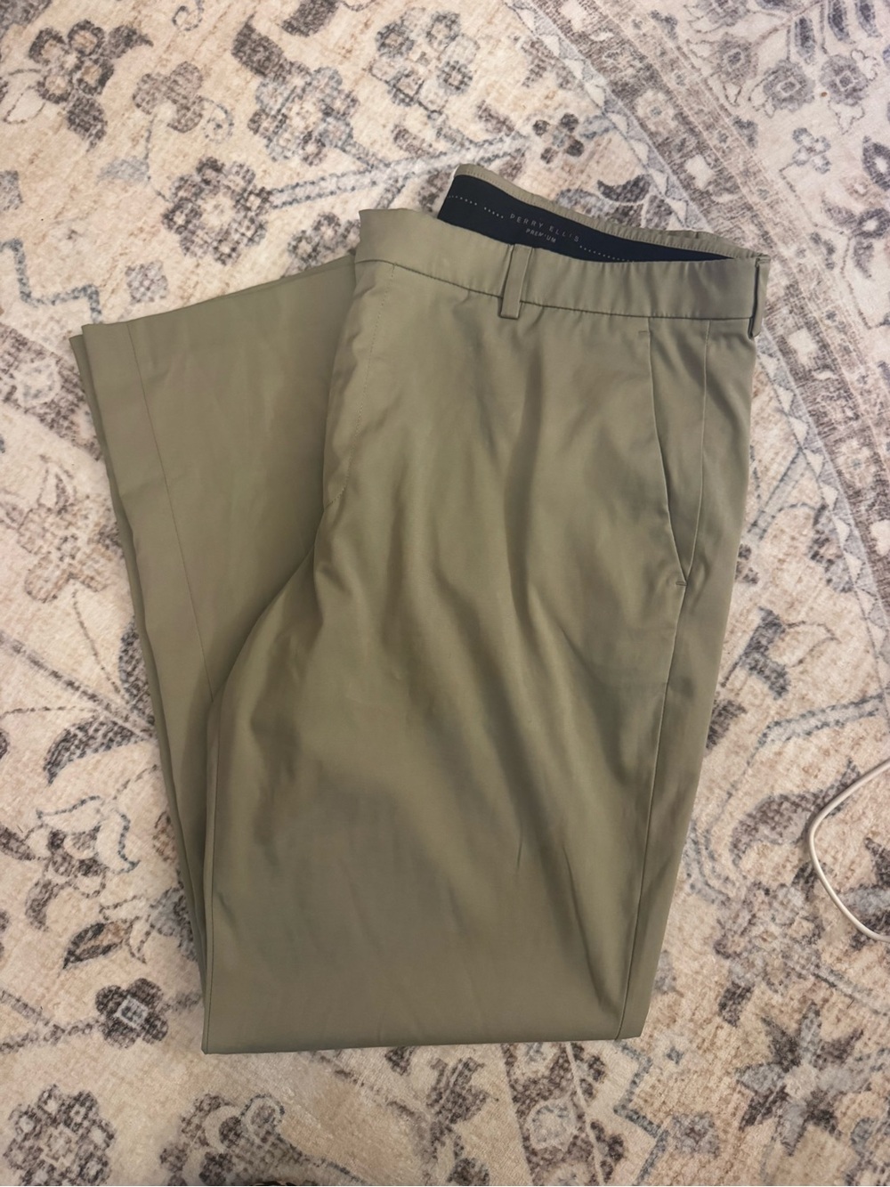 Perry Ellis Performance Khaki Dress Pants